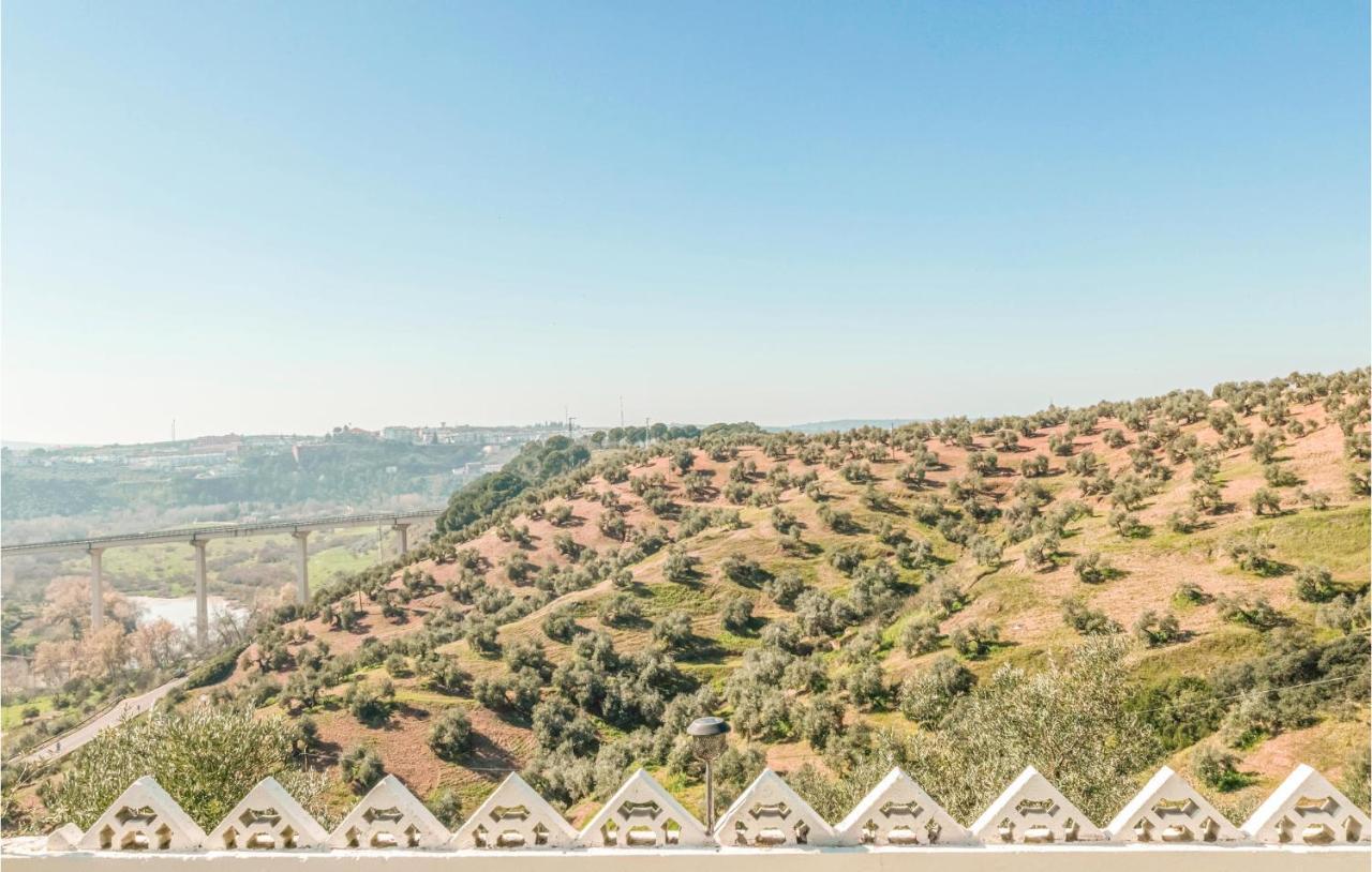 Beautiful Home In مونتورو المظهر الخارجي الصورة